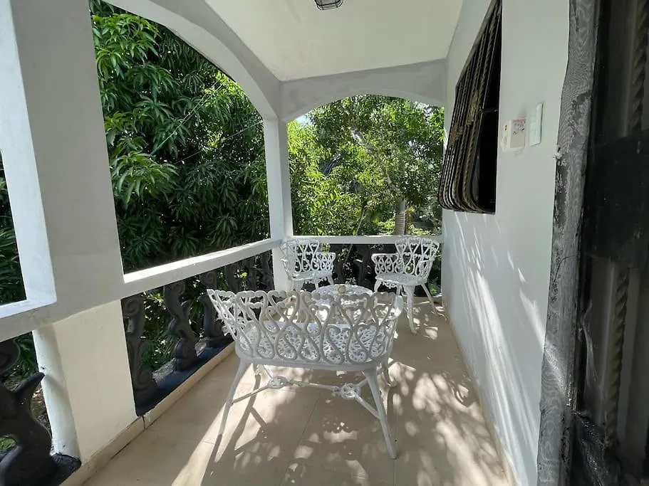 Country Home In The Hills Of Samaná